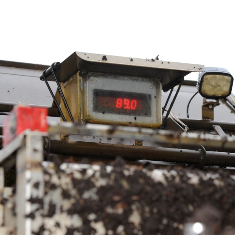 Filing-weight-mushroomcompost