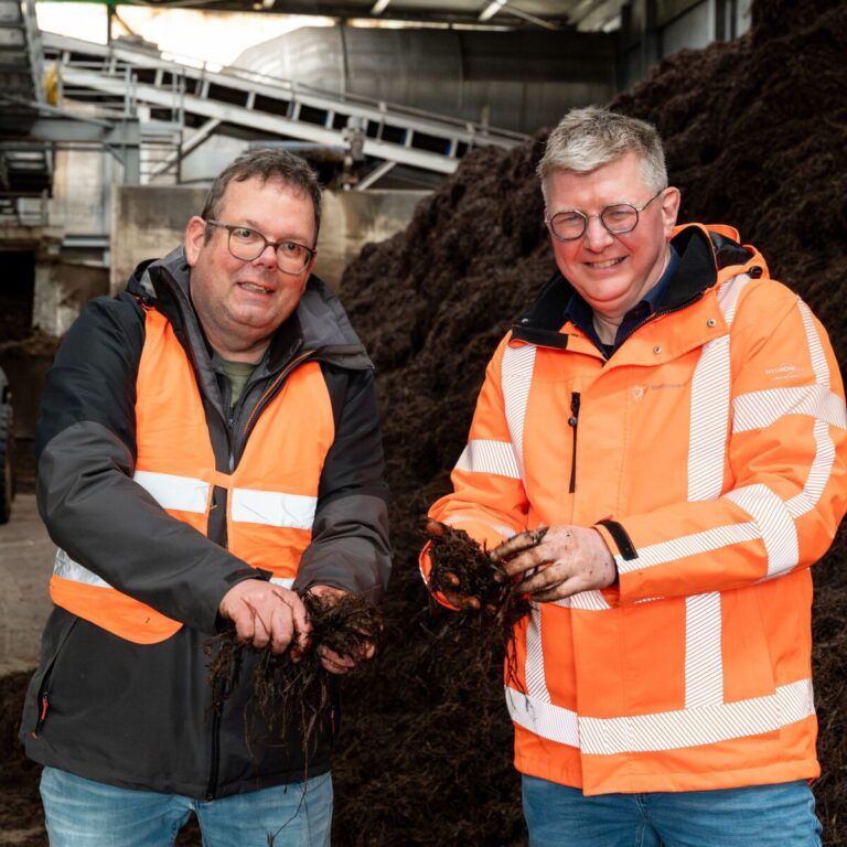 260325 John en Mark Muchroom Education-5203